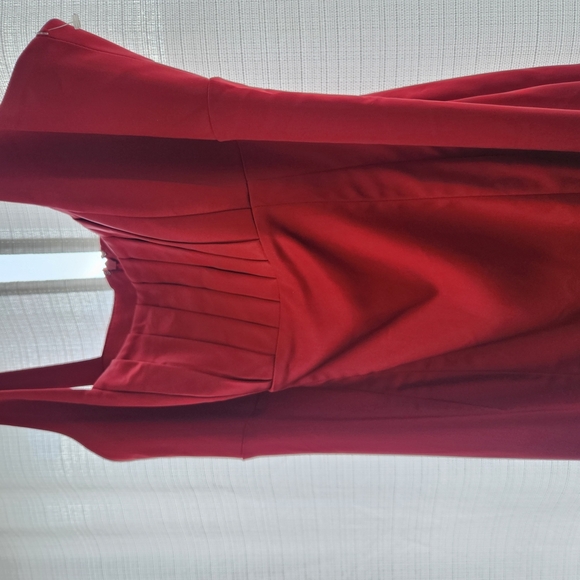 Calvin Klein Sheath Dress Size 8 Red Silky Sleeveless Mini Empire Waist Classic - Picture 4 of 5